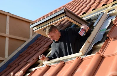 Pose de fenêtres de toit Velux au Soulié